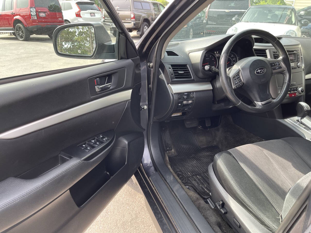 Vehicle image 17 of 36
