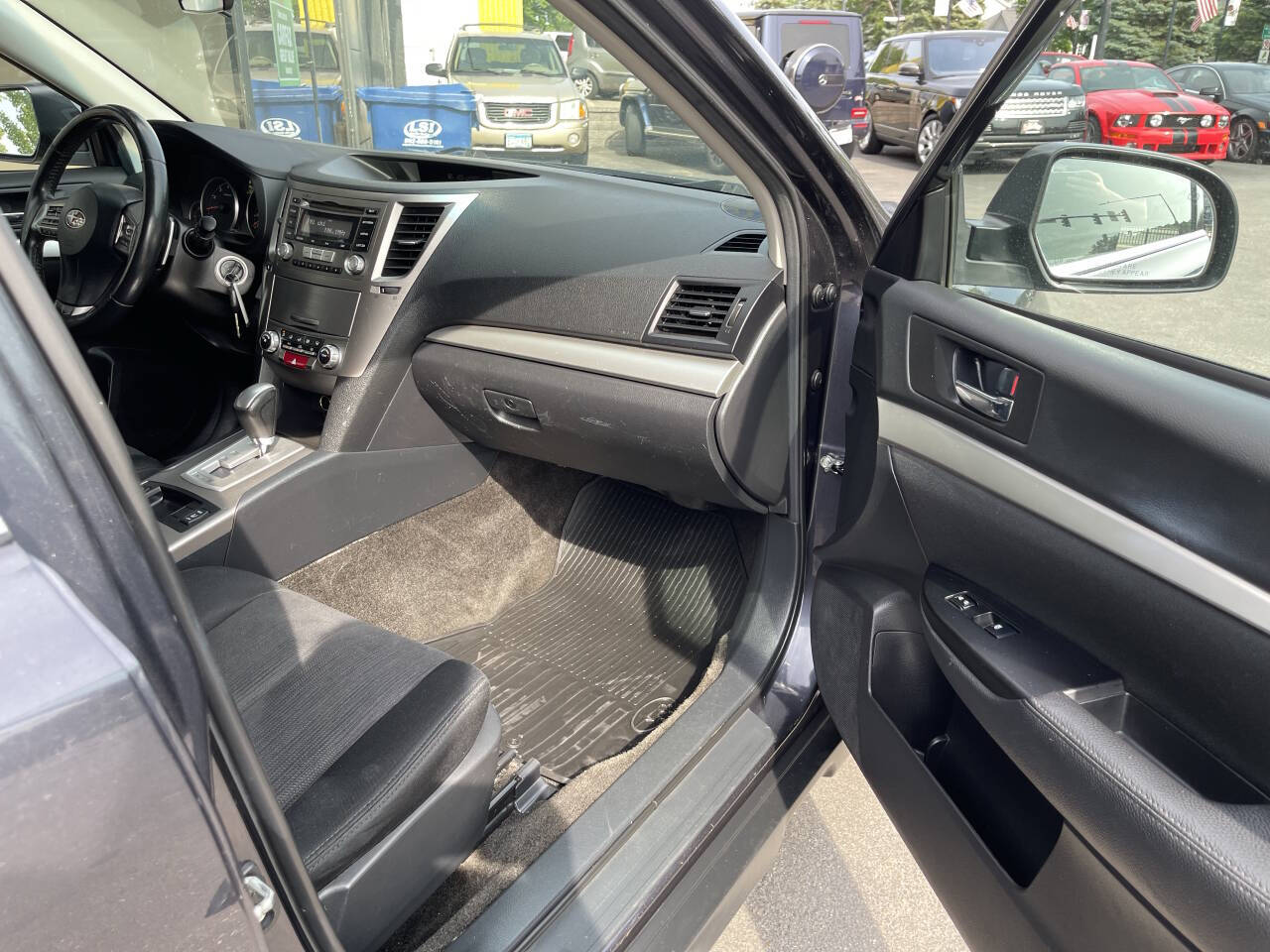 Vehicle image 18 of 36