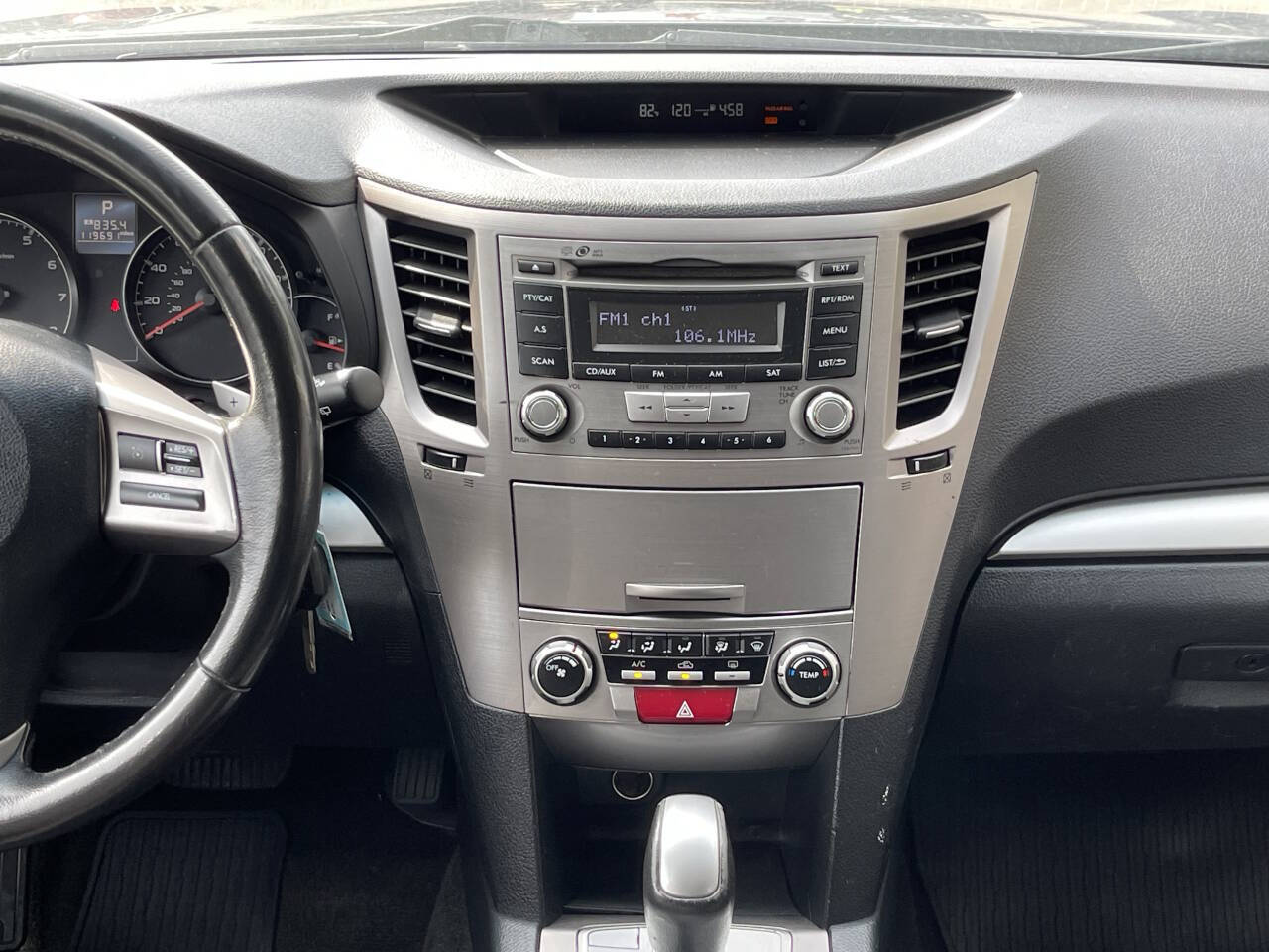 Vehicle image 27 of 36