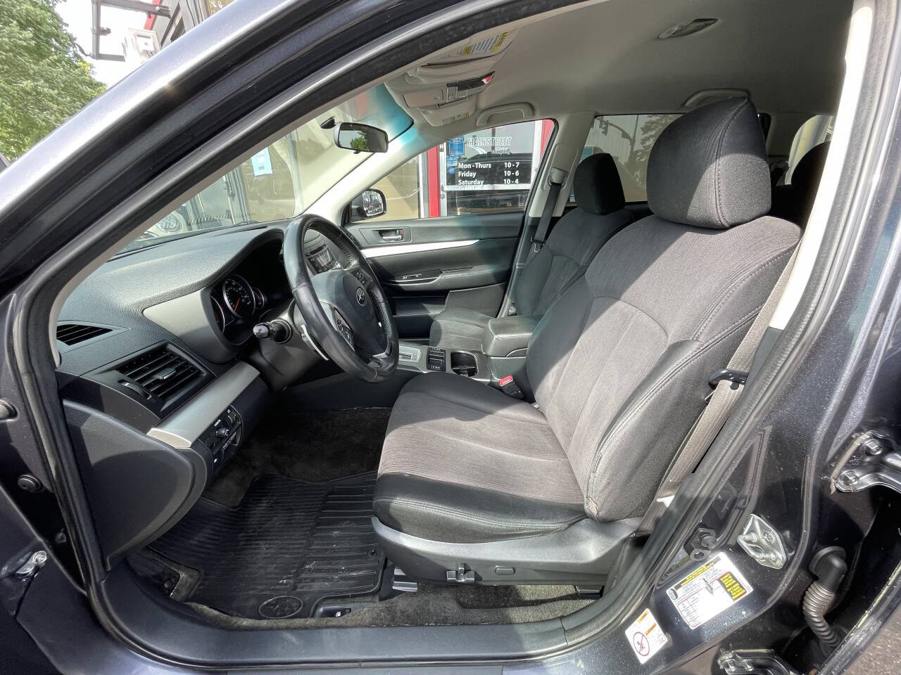Vehicle image 26 of 36