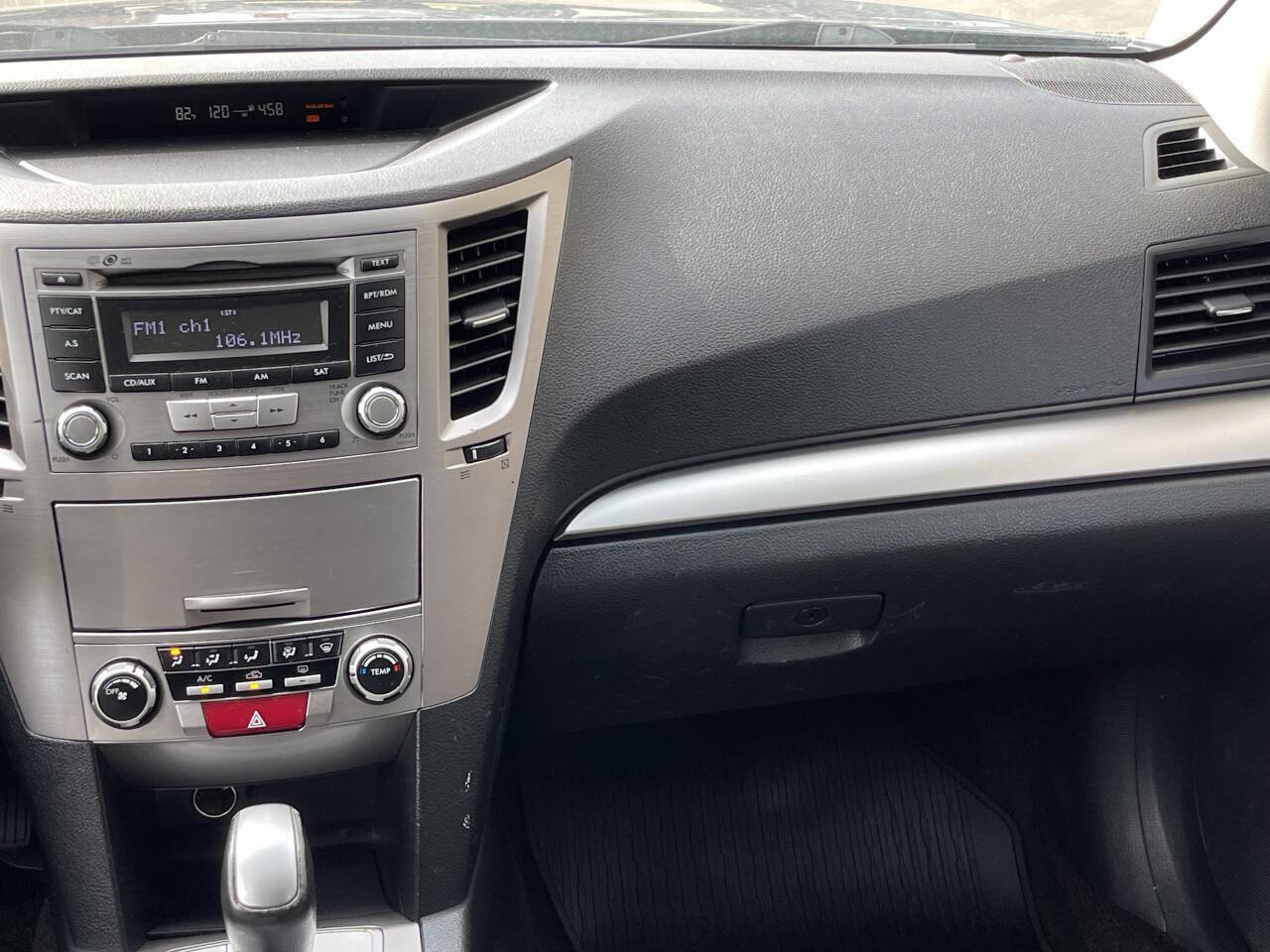 Vehicle image 25 of 36