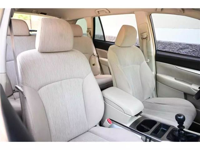 2013 Subaru Outback 2.5i Image 20 of 26