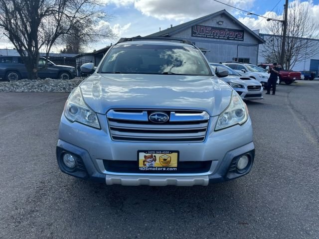 2013 Subaru Outback 3.6R Limited Image 2 of 25