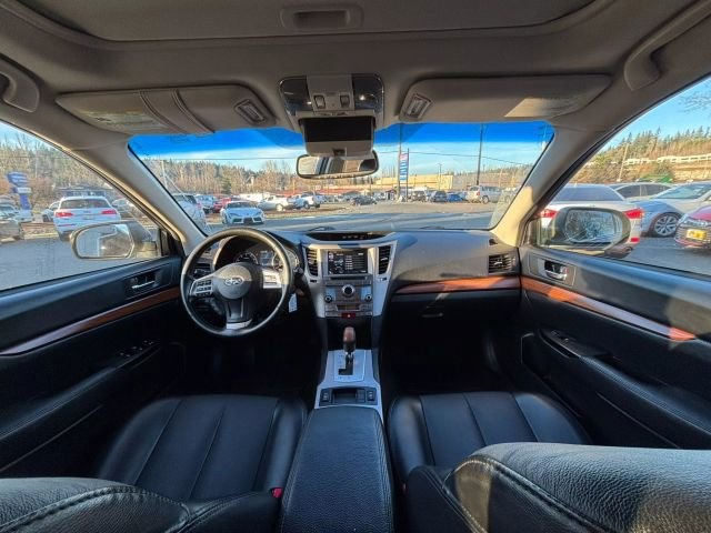 2013 Subaru Outback 3.6R Limited Image 15 of 25