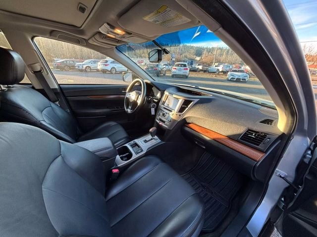 2013 Subaru Outback 3.6R Limited Image 14 of 25