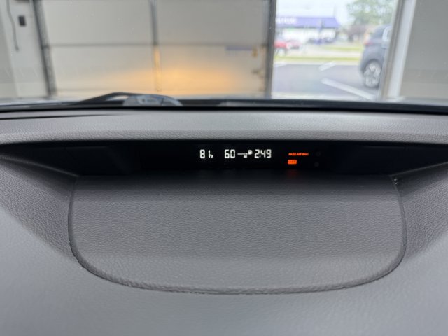 2013 Subaru Outback 3.6R Limited Image 27 of 31