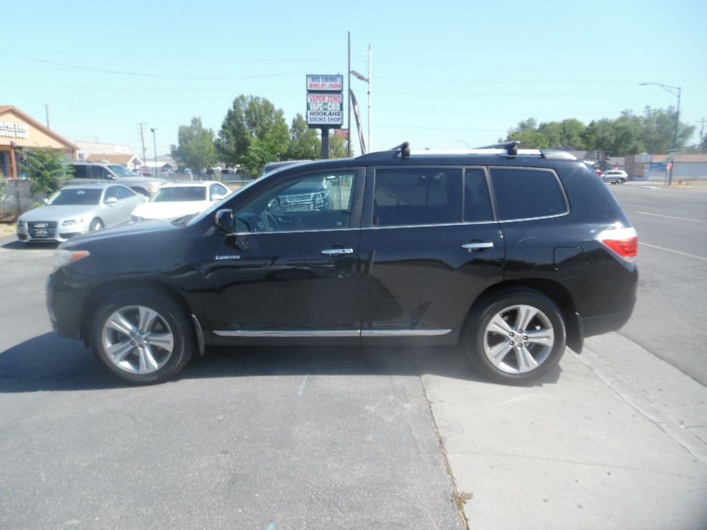 Vehicle image 6 of 22
