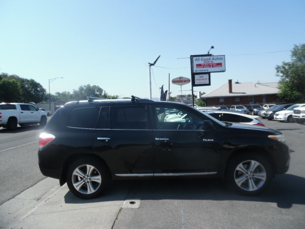 Vehicle image 4 of 22