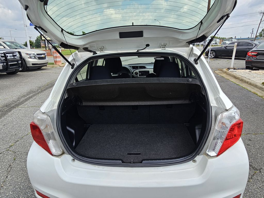 Vehicle image 18 of 22
