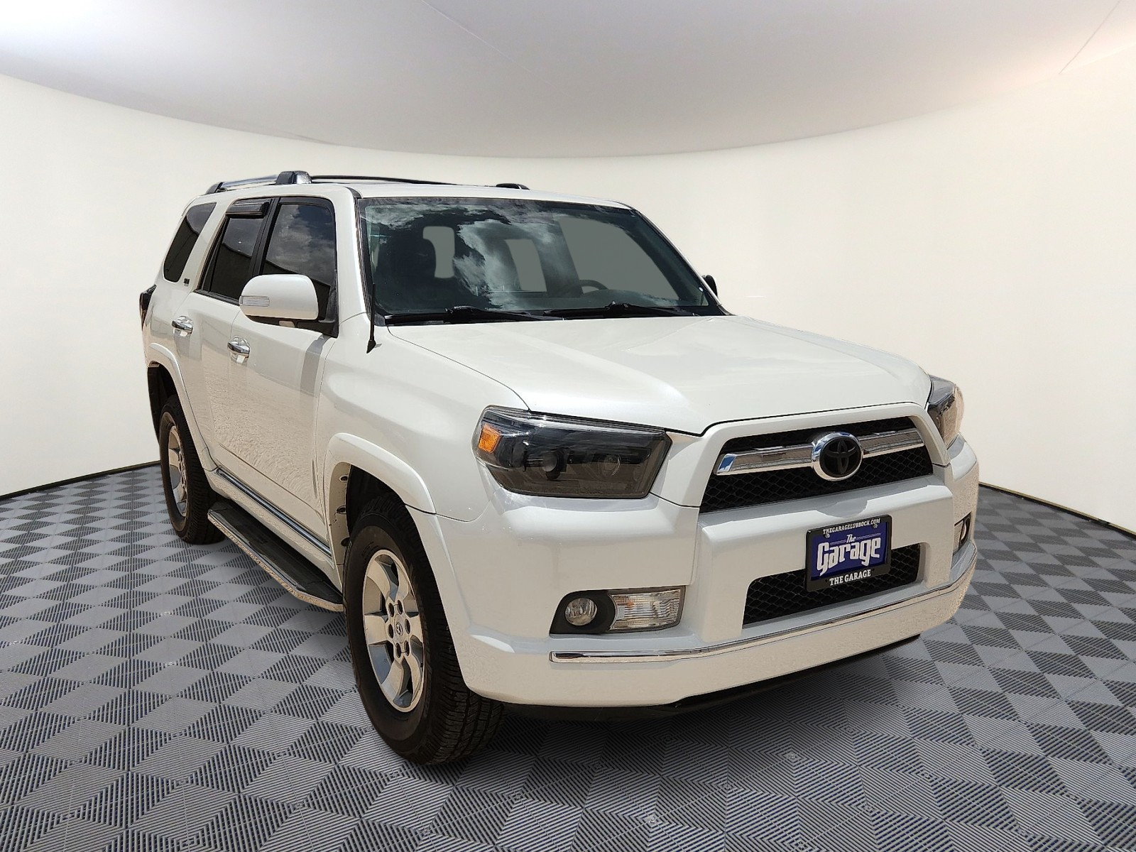 Vehicle image 2 of 20