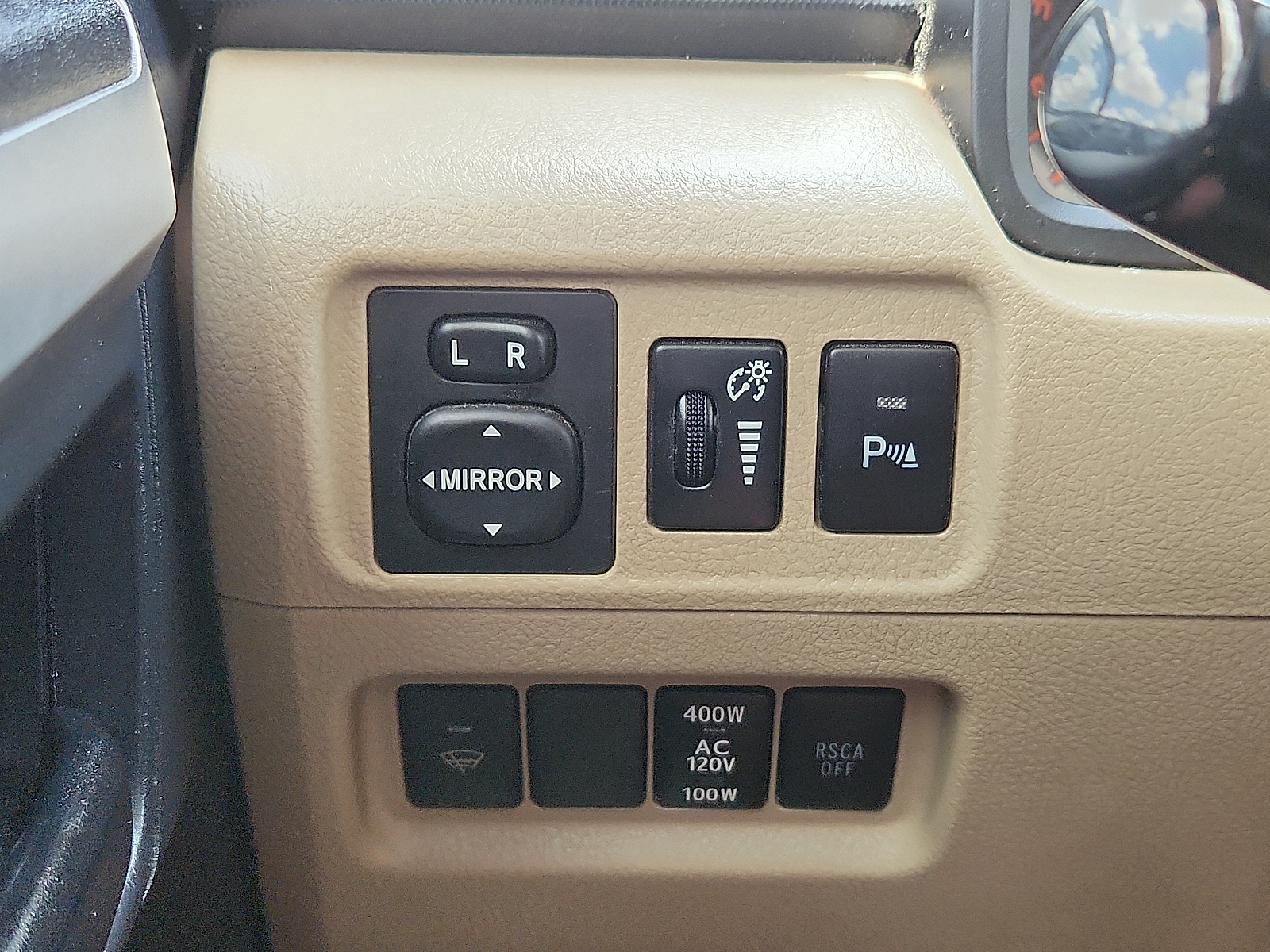 Vehicle image 19 of 20