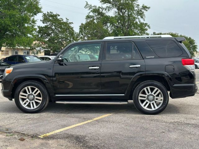 Vehicle image 10 of 43