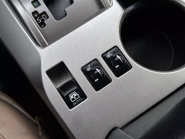 Vehicle image 36 of 43