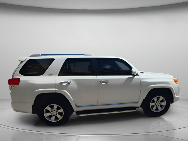 Vehicle image 31 of 61