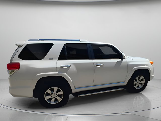 Vehicle image 3 of 61