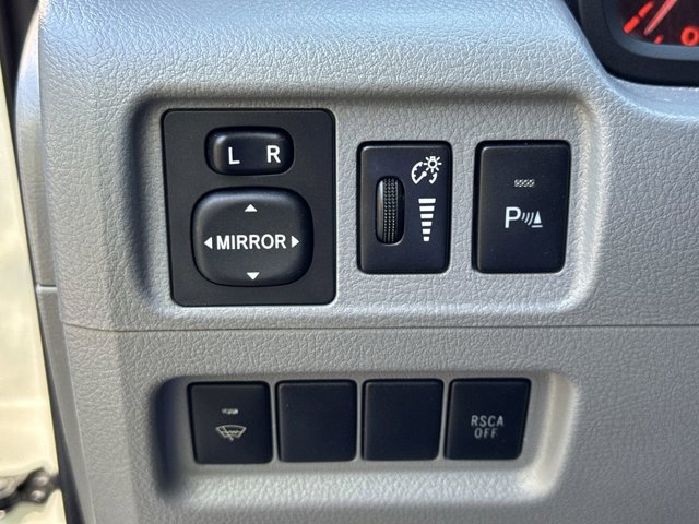 Vehicle image 51 of 61