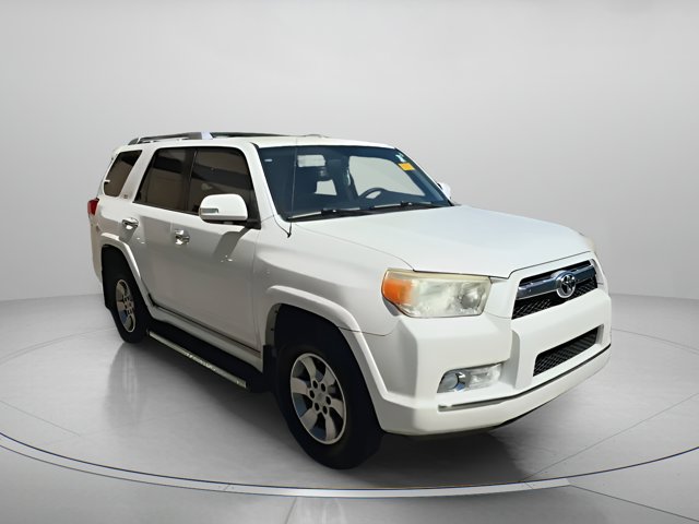 Vehicle image 10 of 61