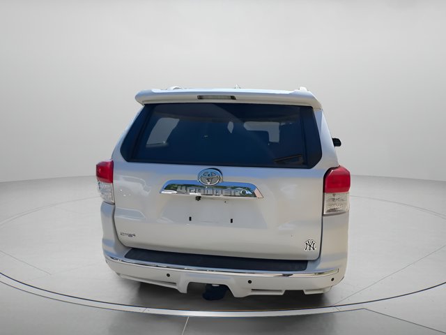 Vehicle image 26 of 61