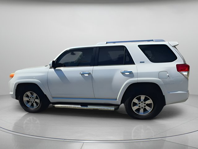 Vehicle image 21 of 61