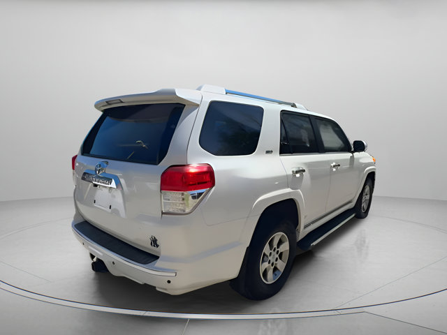 Vehicle image 28 of 61