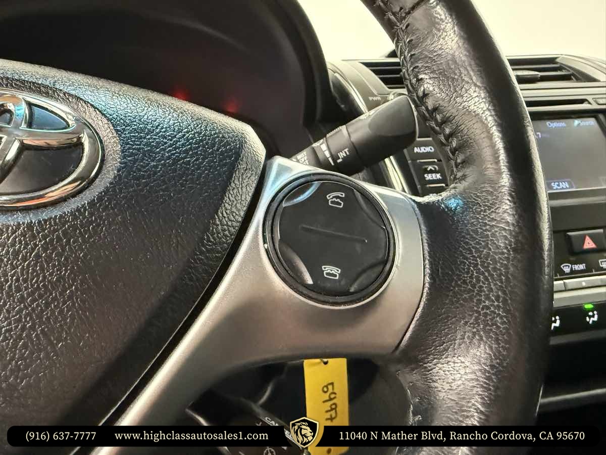Vehicle image 39 of 54