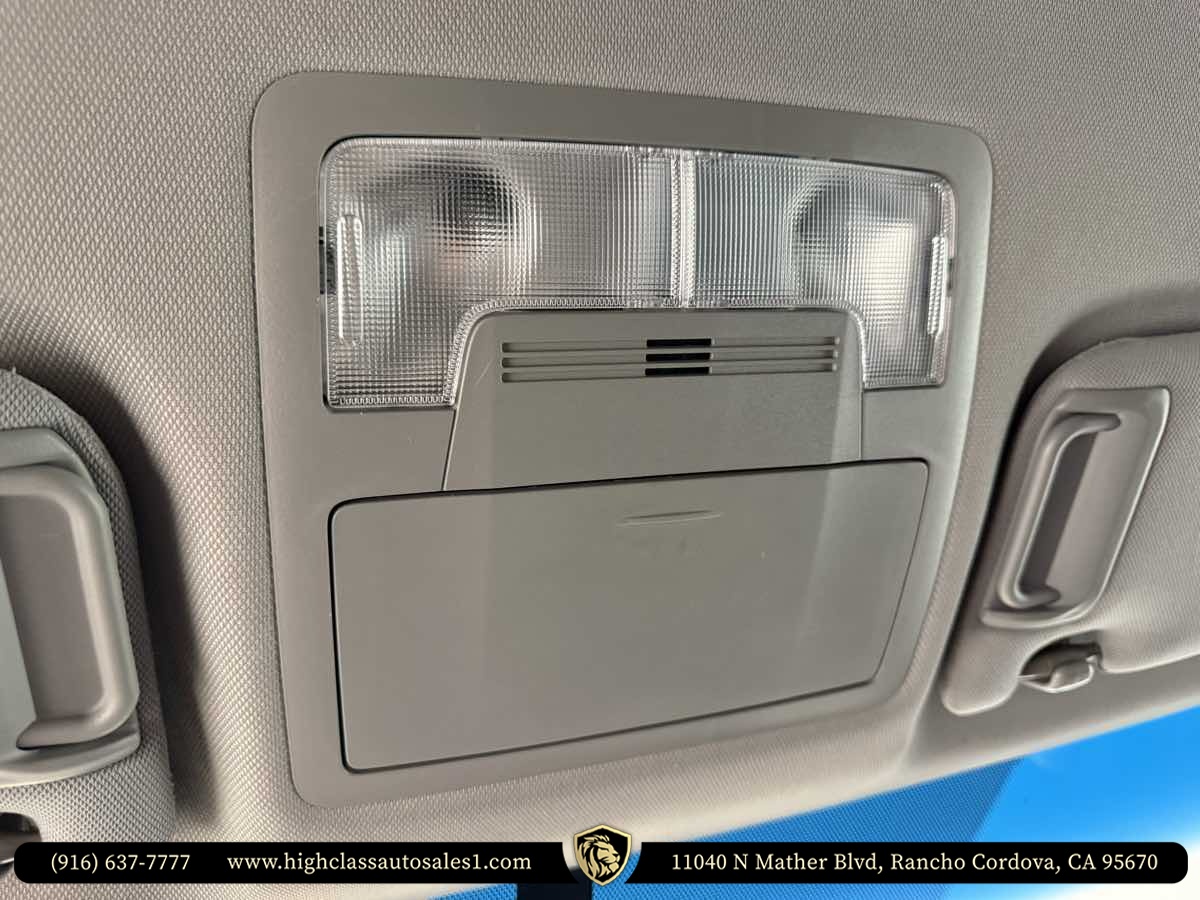 Vehicle image 41 of 54