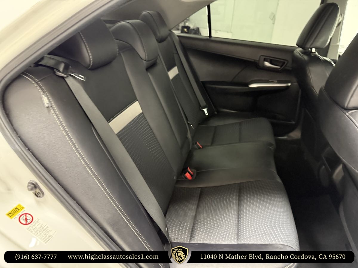 Vehicle image 25 of 54