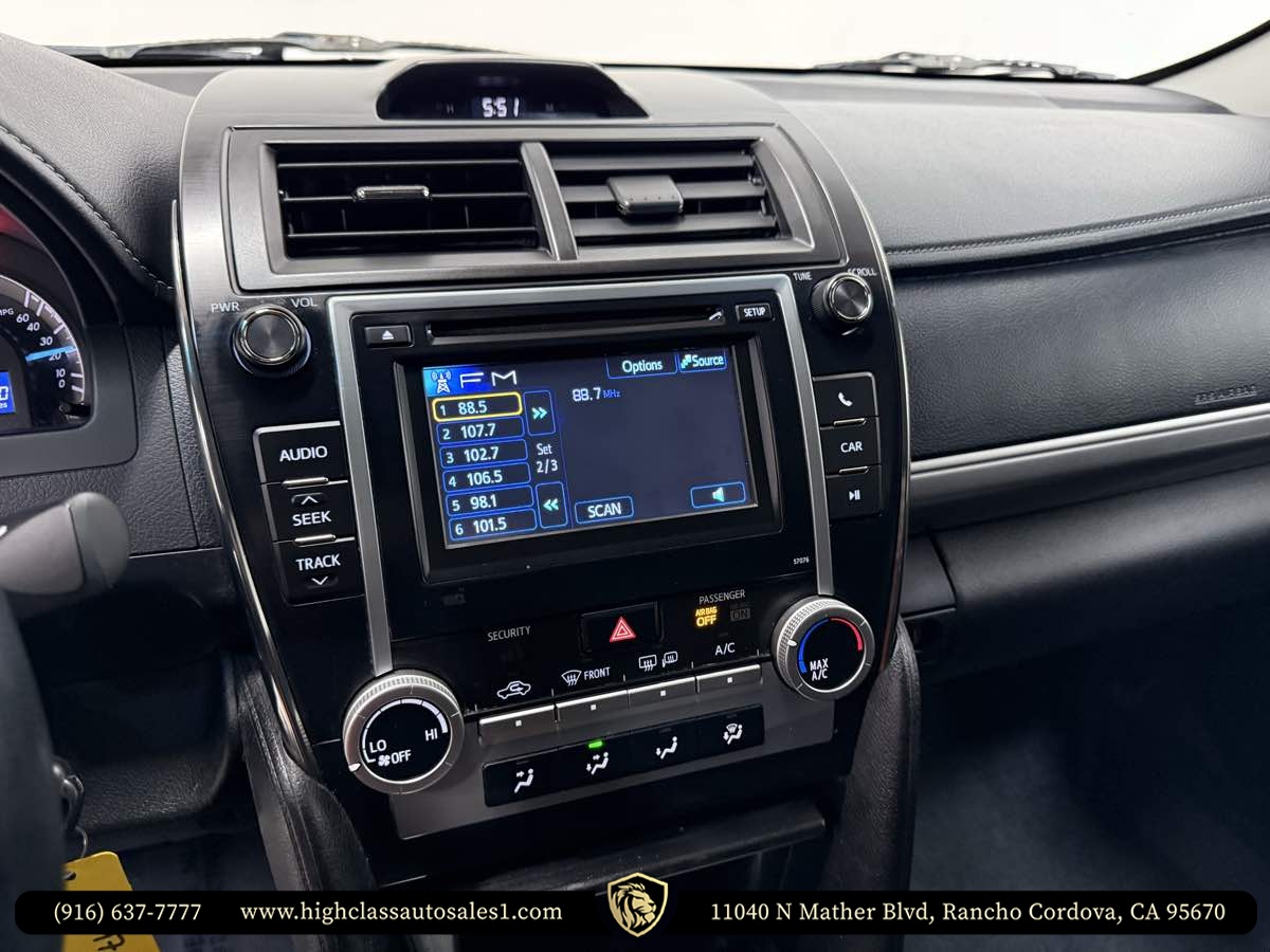 Vehicle image 36 of 54