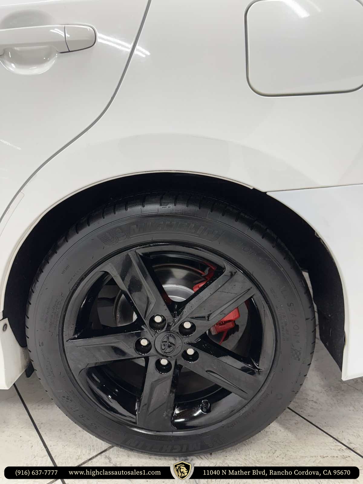 Vehicle image 51 of 54