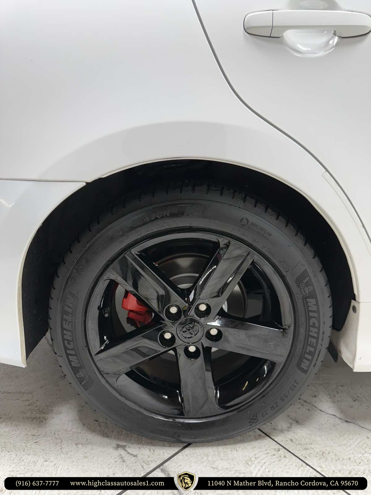 Vehicle image 52 of 54