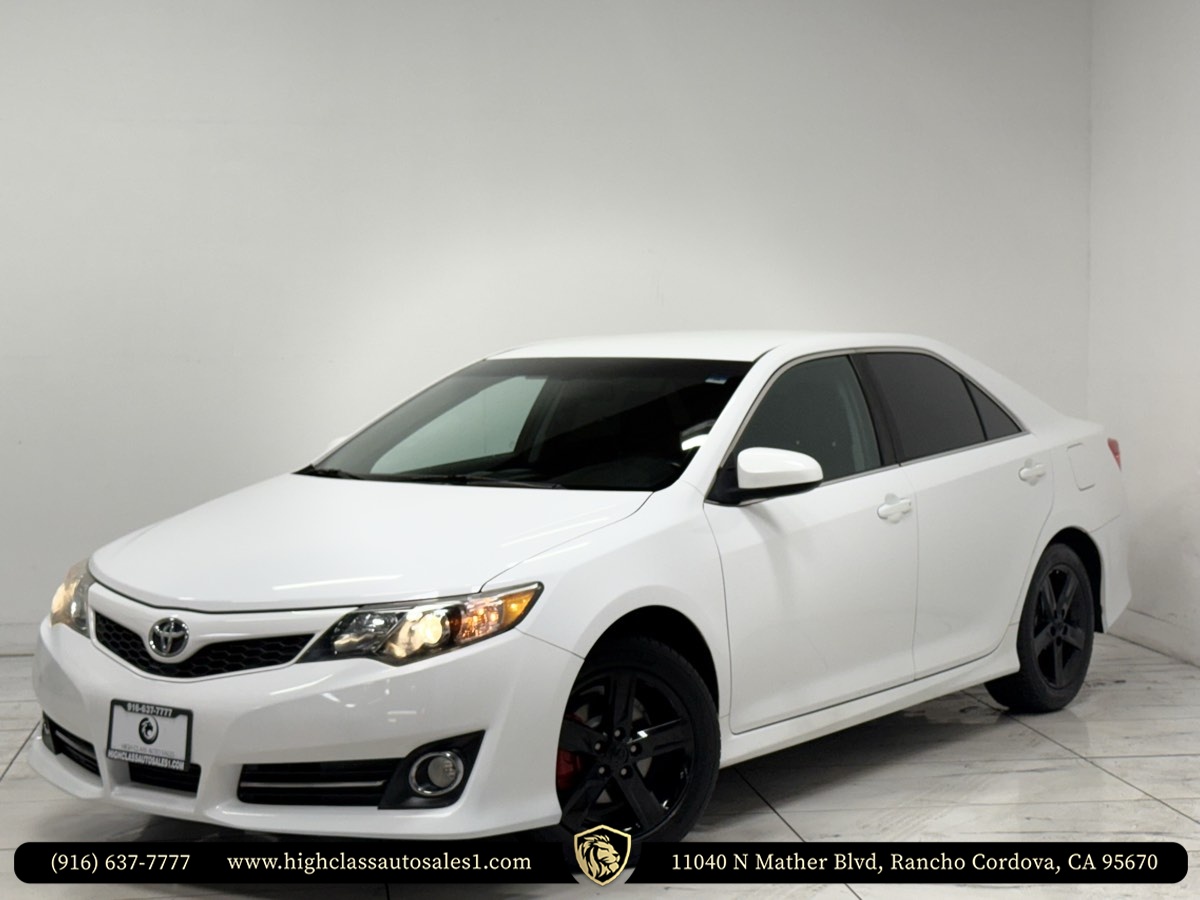 Vehicle image 2 of 54