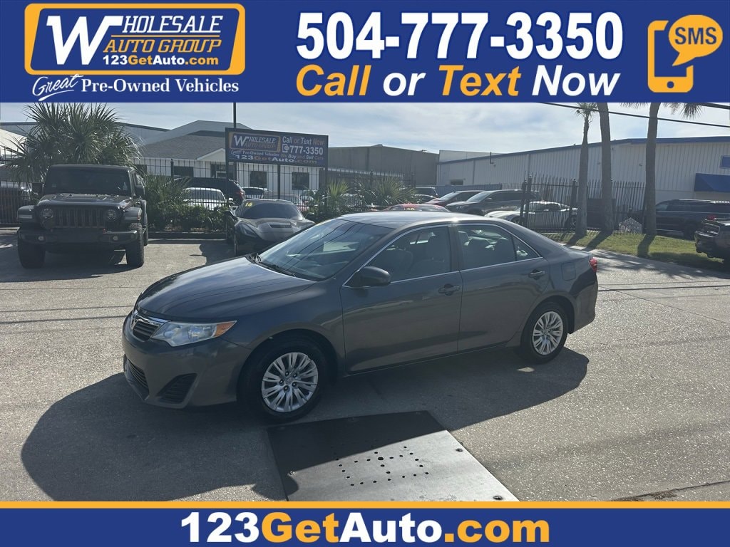 Vehicle image 8 of 23