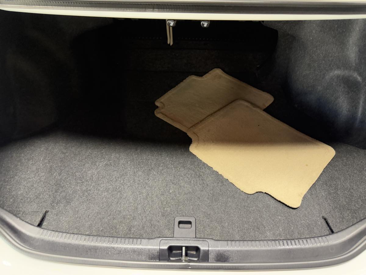 Vehicle image 49 of 71