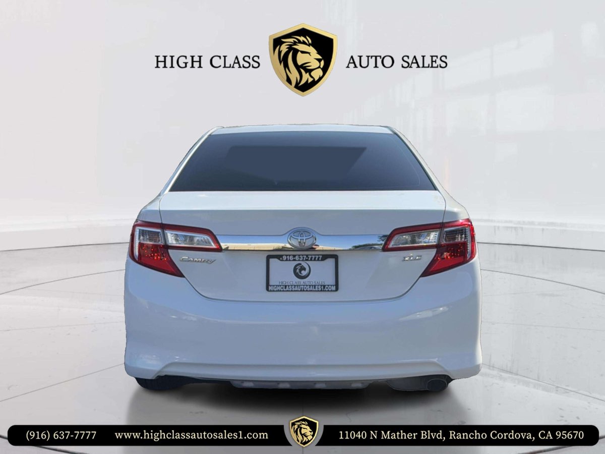 Vehicle image 13 of 71
