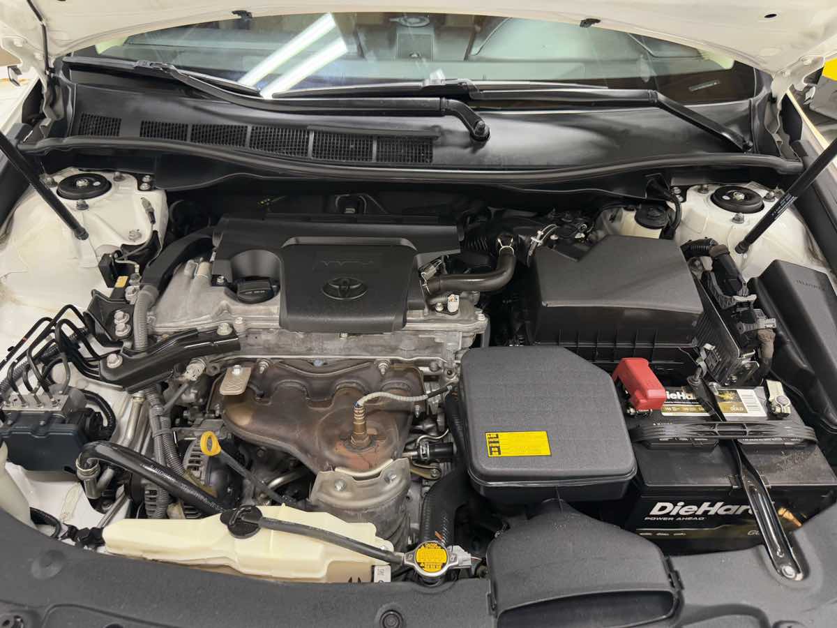 Vehicle image 50 of 71