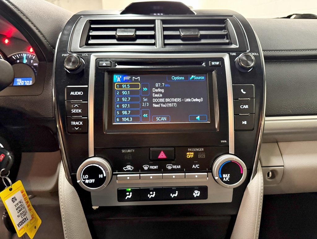 Vehicle image 15 of 40