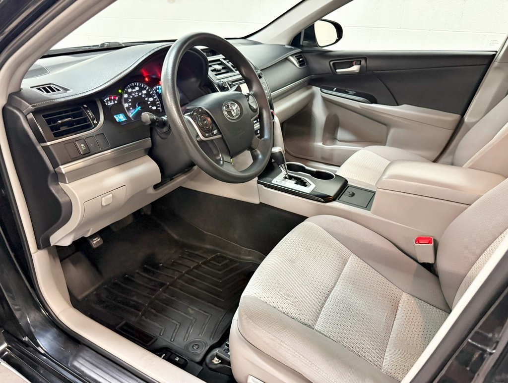 Vehicle image 20 of 40