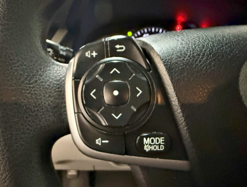 Vehicle image 13 of 40