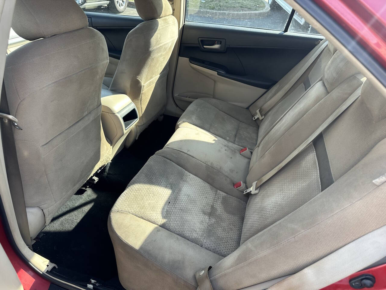 Vehicle image 14 of 24