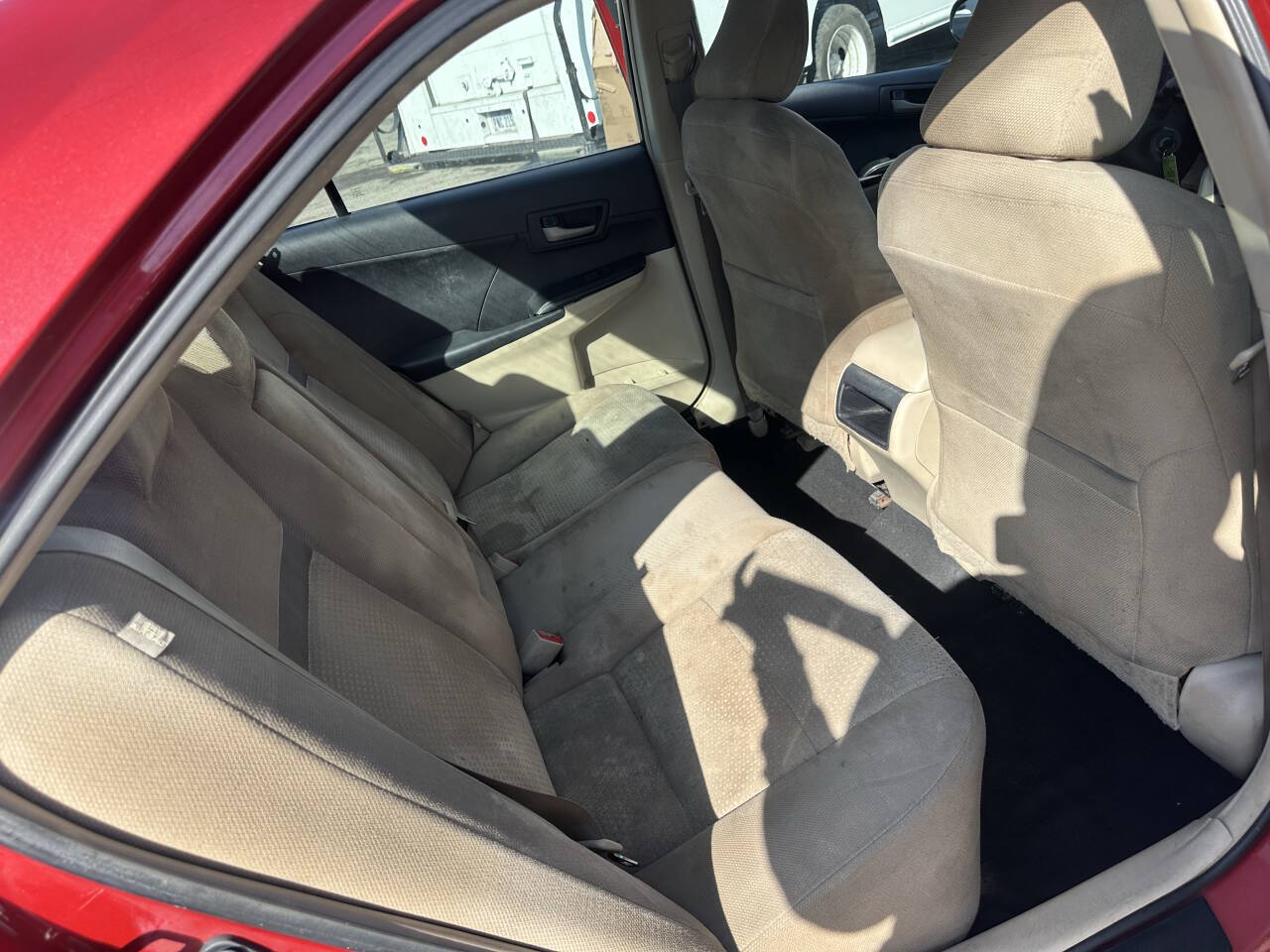Vehicle image 18 of 24