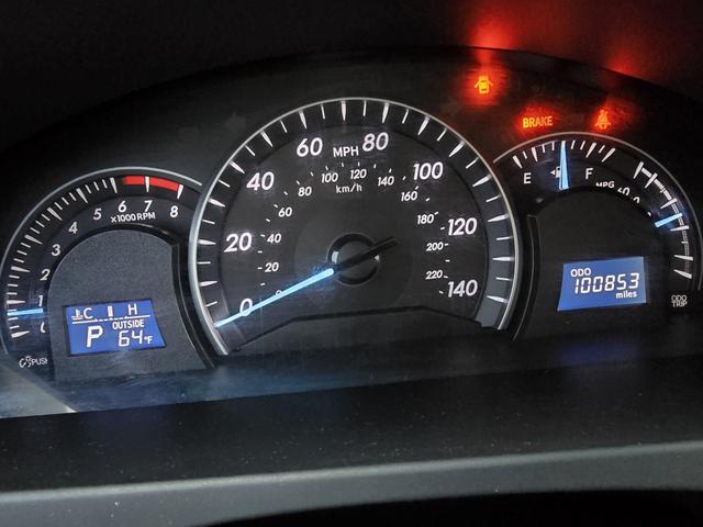 Vehicle image 21 of 36