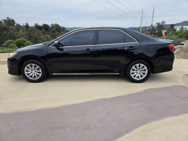 Vehicle image 3 of 36