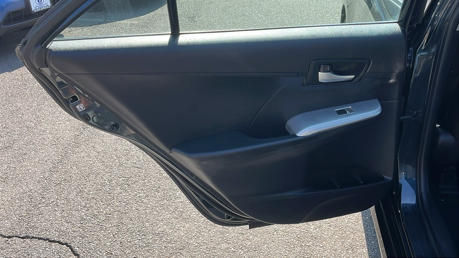 Vehicle image 19 of 24