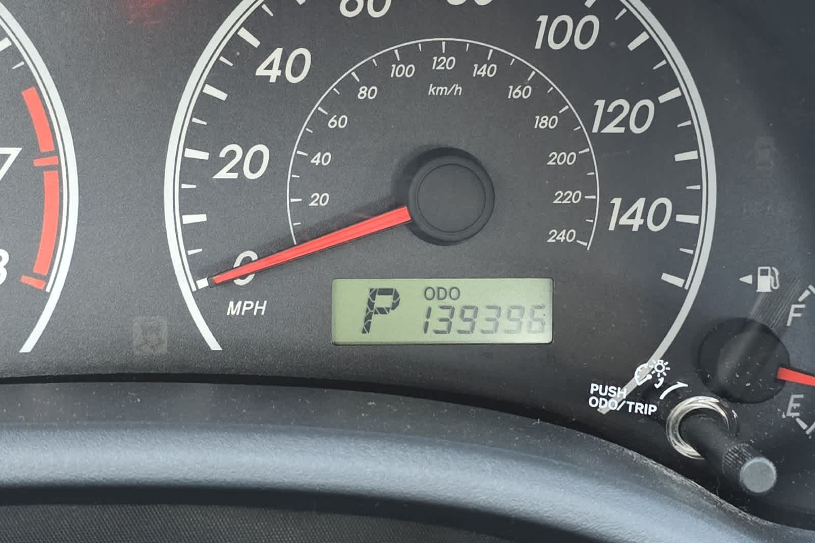 Vehicle image 16 of 27