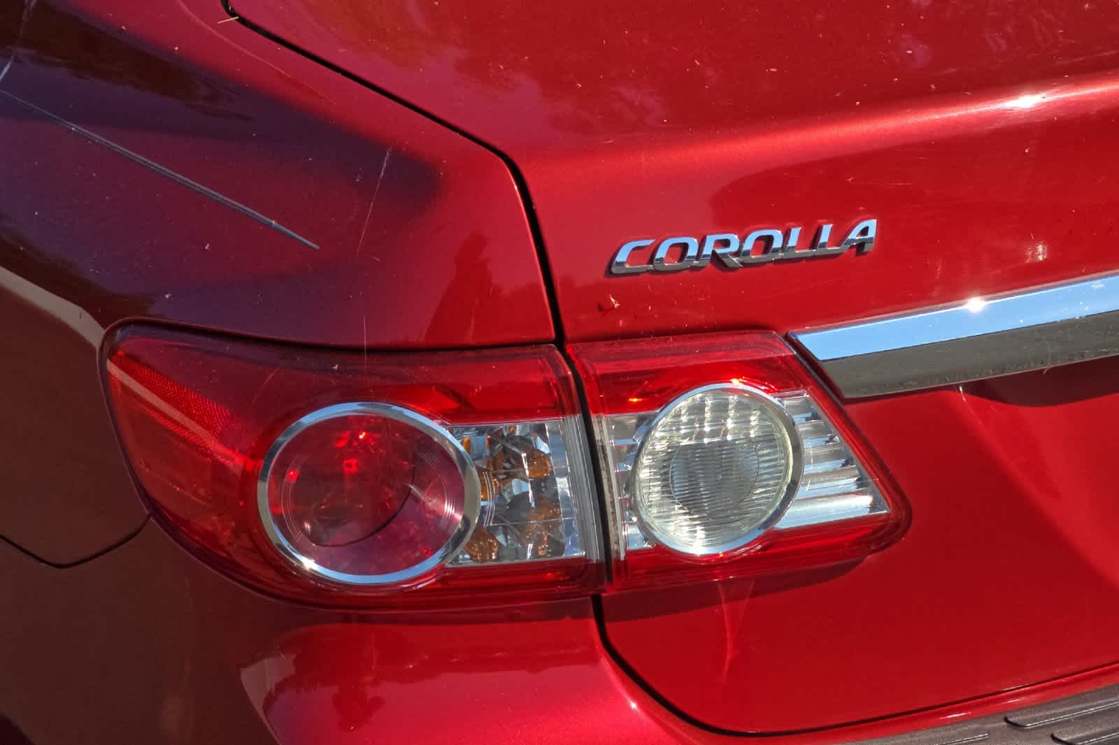 Vehicle image 22 of 27