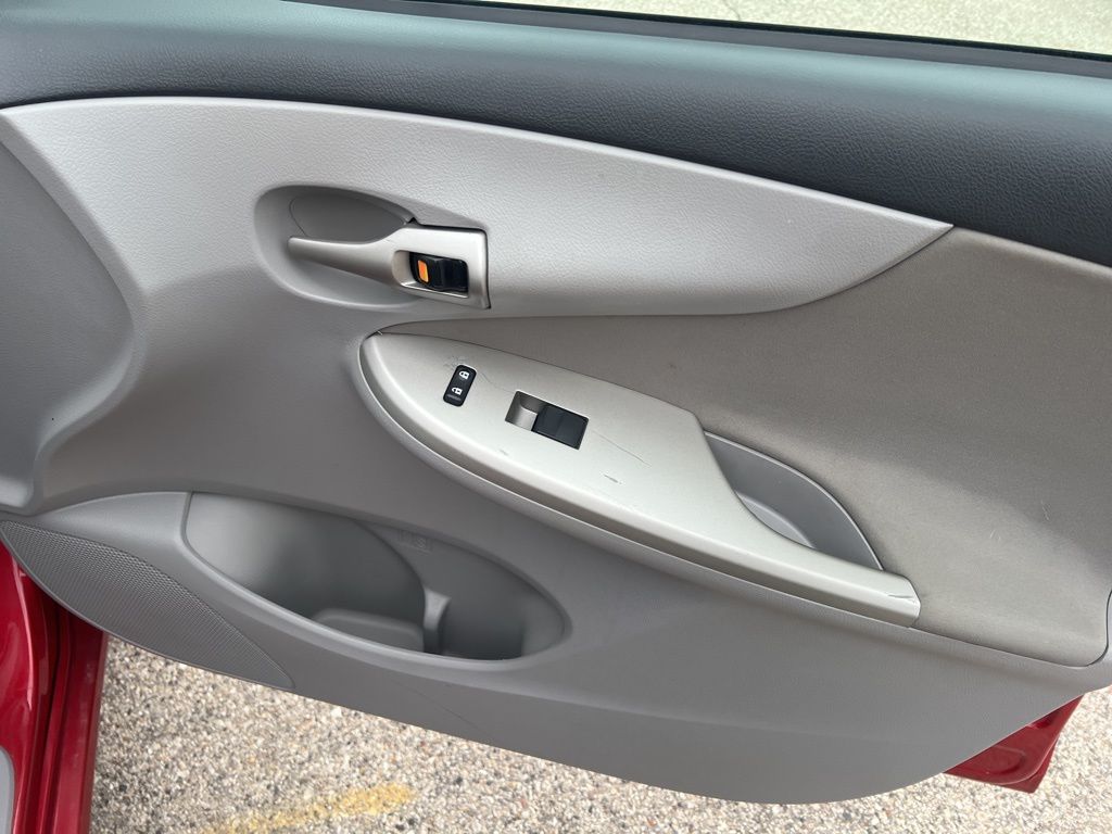 Vehicle image 25 of 54