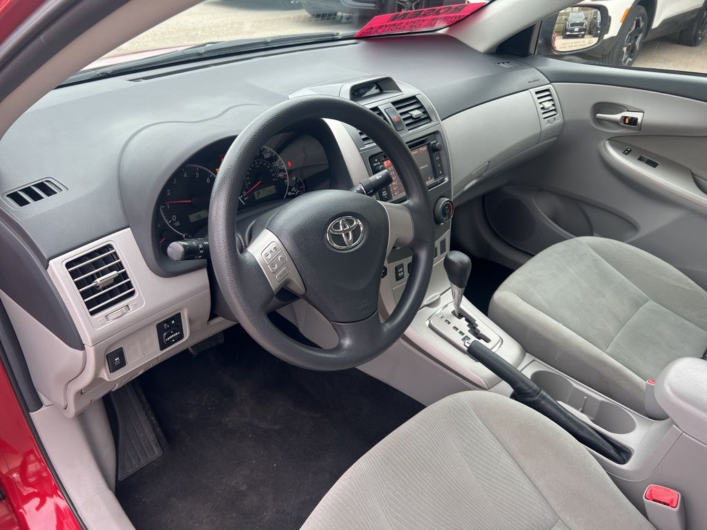 Vehicle image 11 of 54