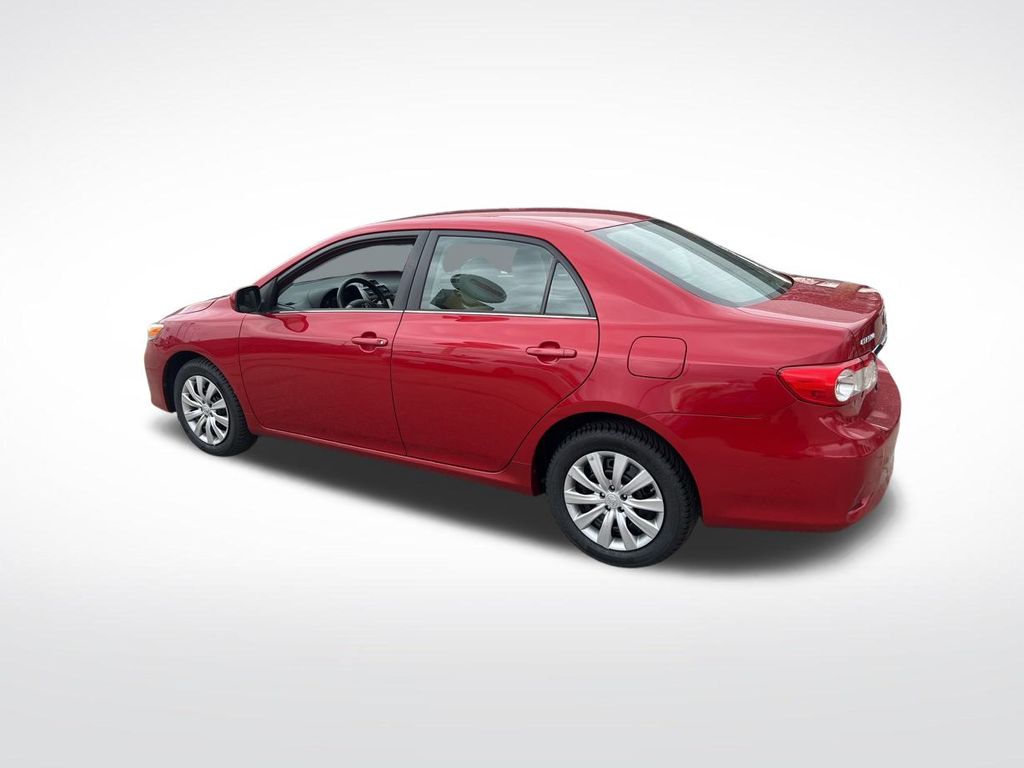 Vehicle image 6 of 54