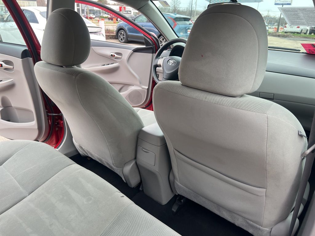 Vehicle image 18 of 54