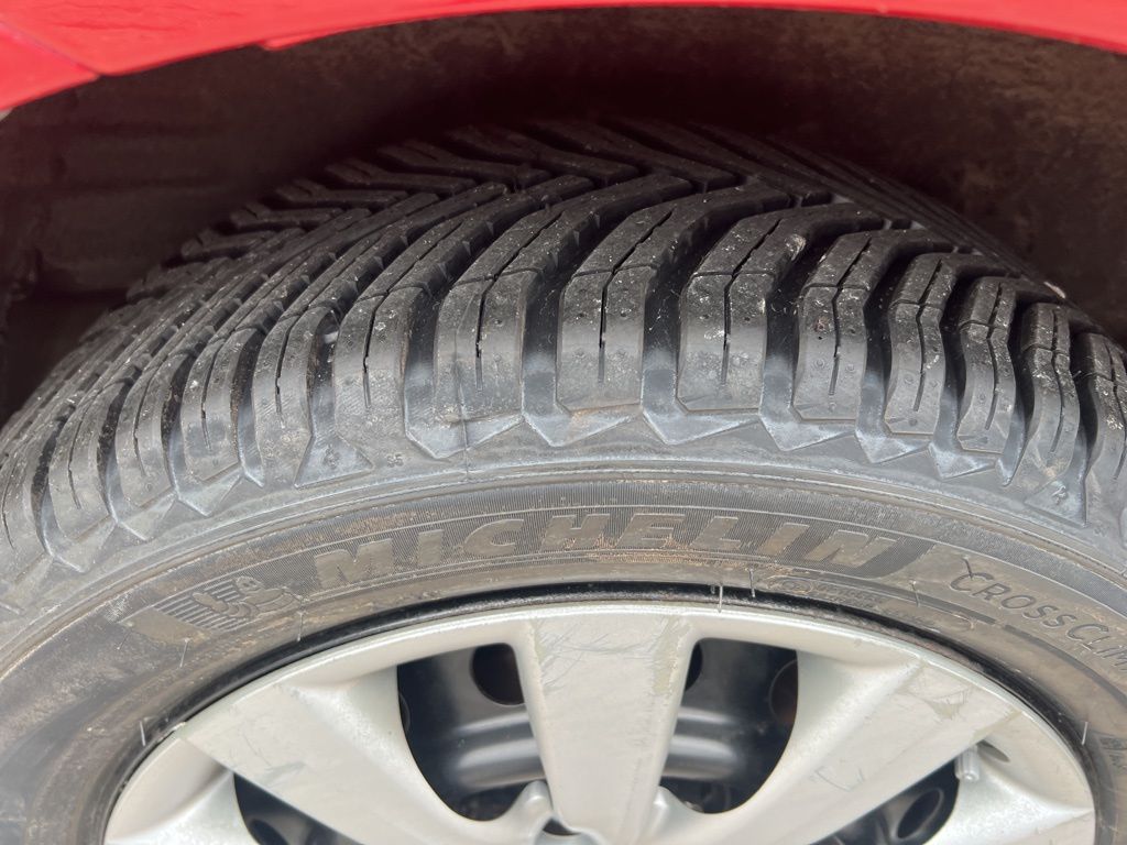 Vehicle image 41 of 54